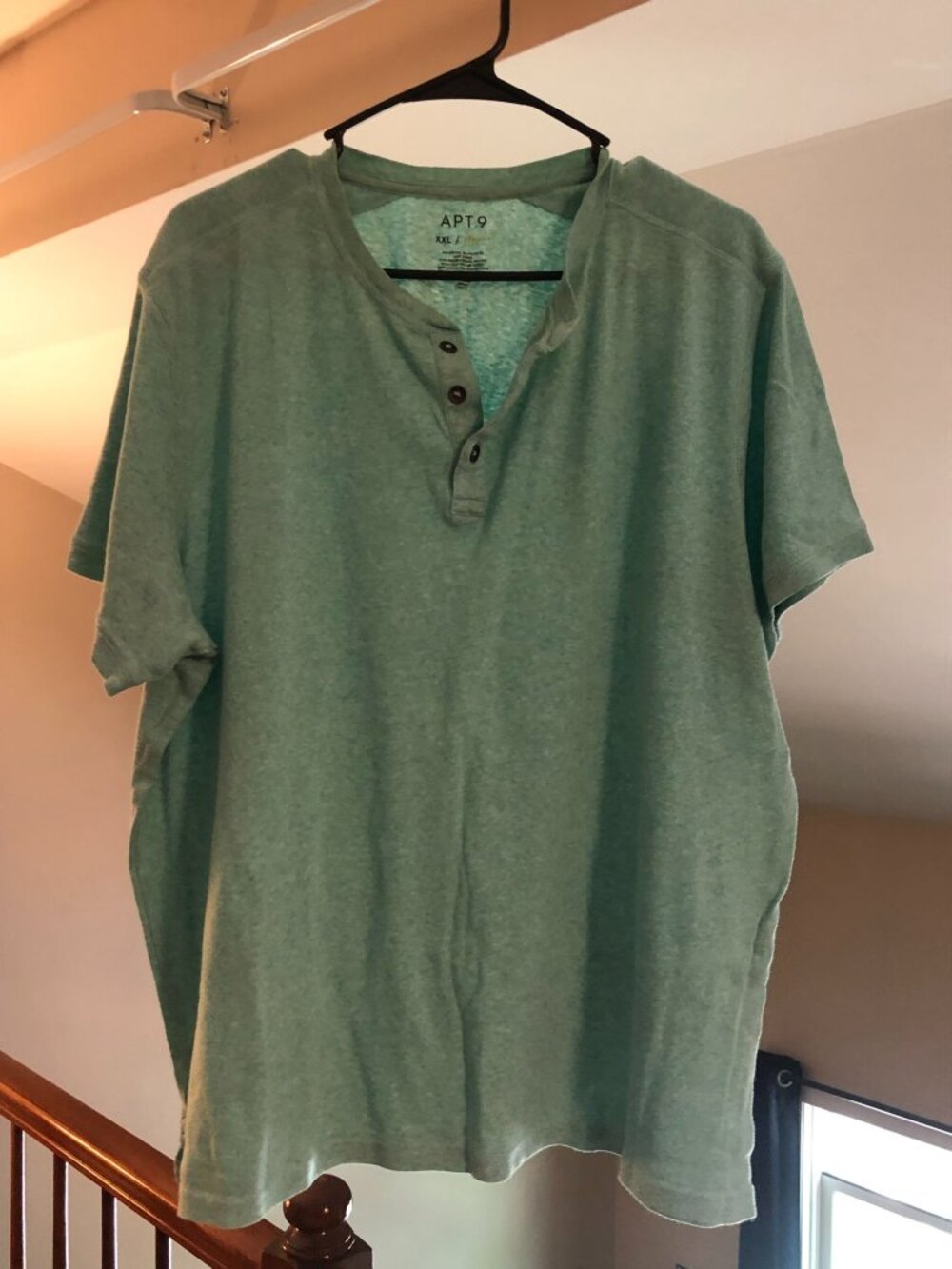 2XL, Apt 9, Sea Foam Green, Short Sleeve Shirt w/3 Buttons; Good Condition